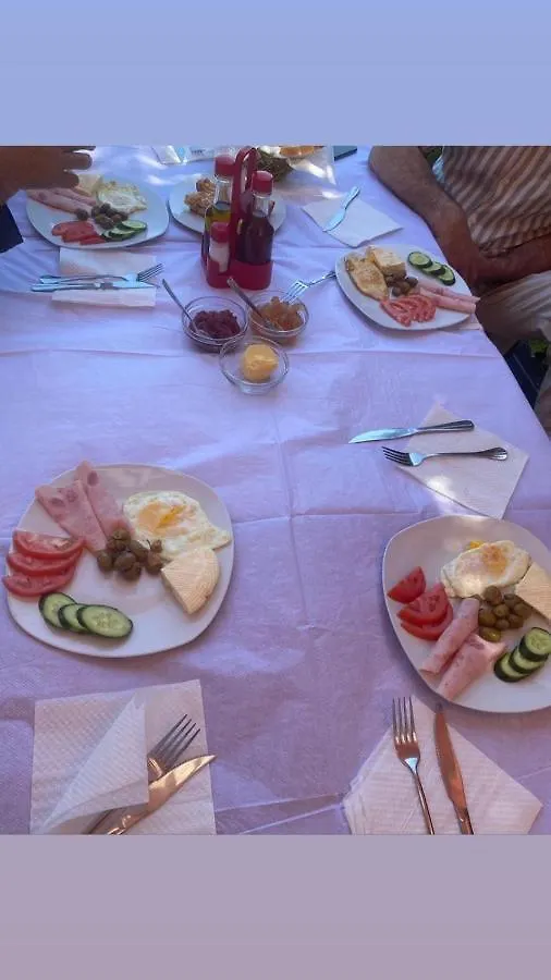 Bar Restorant Kristal Ξενοδοχείο Τίρανα Πανσιόν